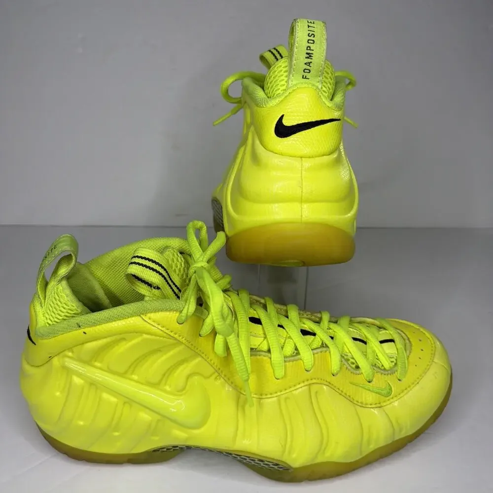 Nike Air Foamposite Pro Volt Men's size 12 Sneakers Yellow Shoes Gift